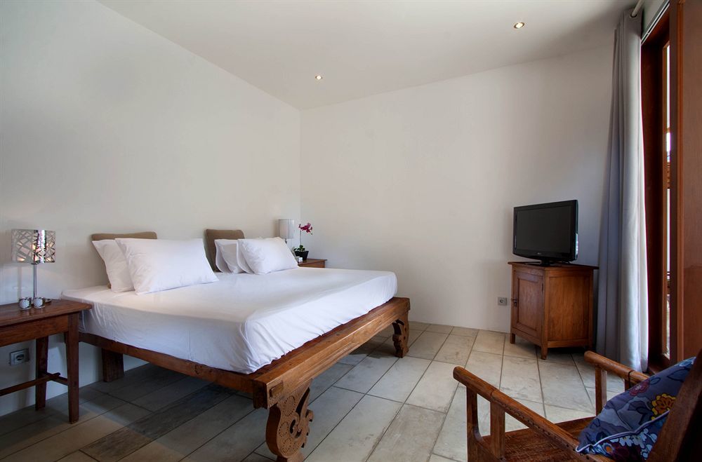 The Apartments Canggu Exterior photo