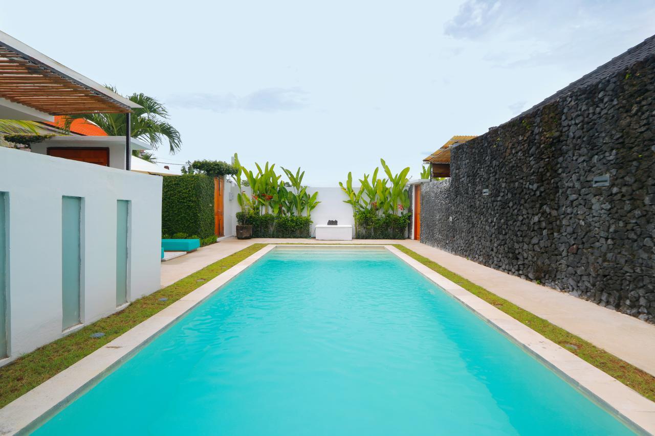 The Apartments Canggu Exterior photo